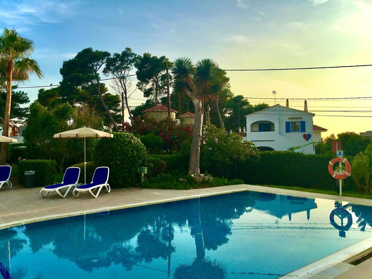 Apartamentos Ciutadella Cala Blanca  Eksteriør bilde