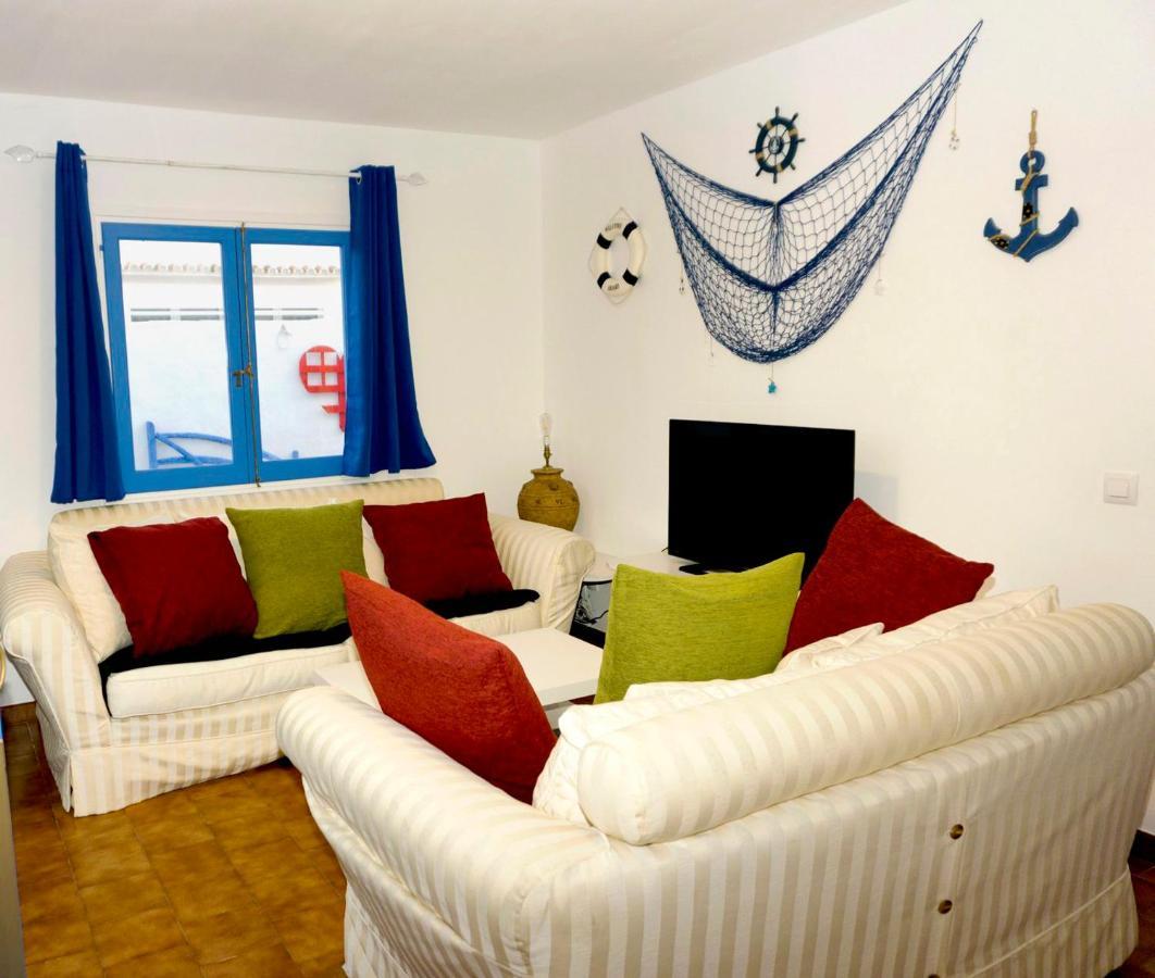 Apartamentos Ciutadella Cala Blanca  Eksteriør bilde